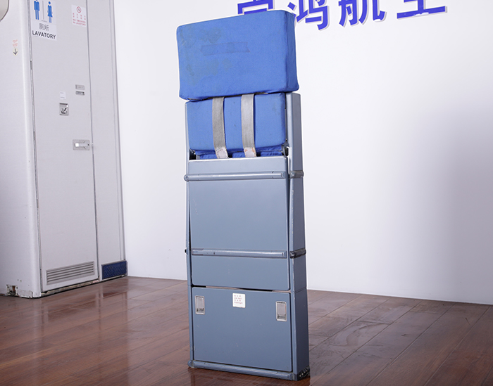 乘務(wù)員座椅